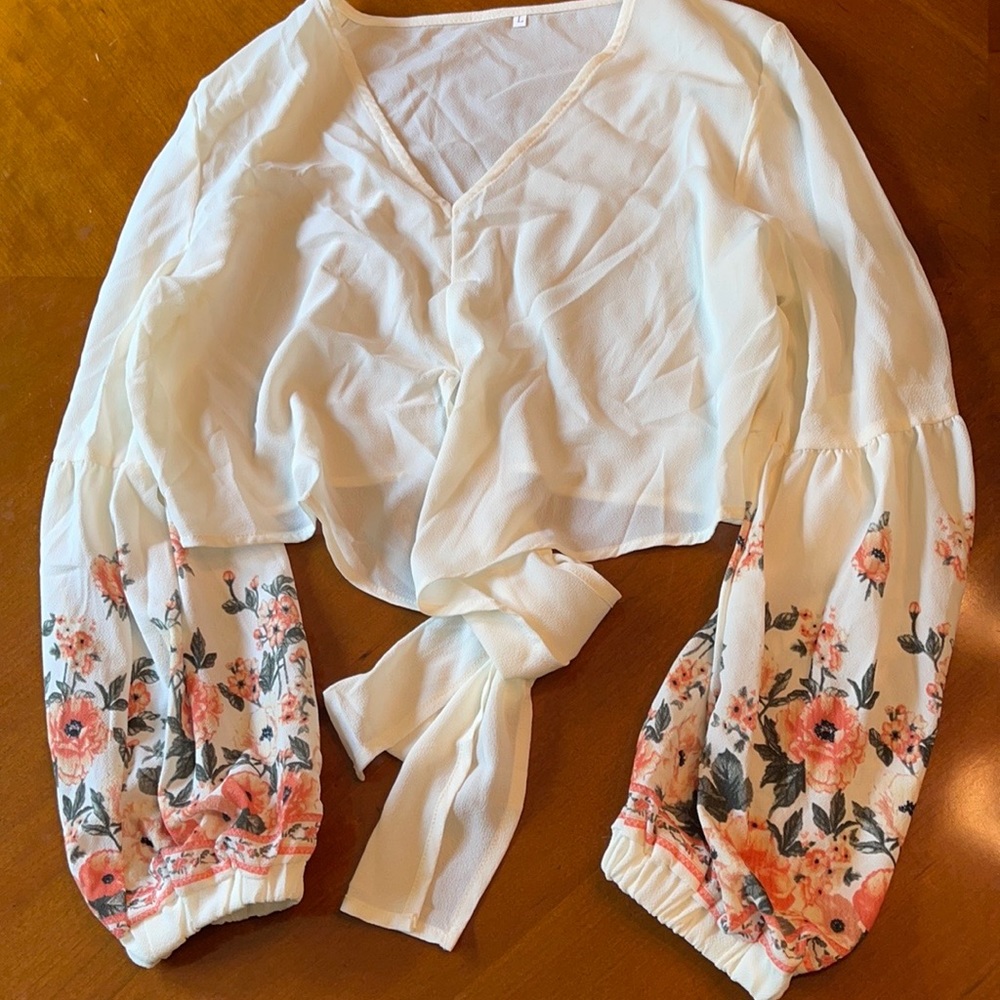 SheIn floral top NWOT
